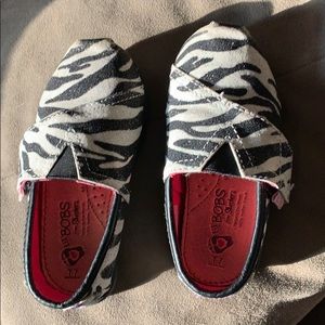 Lil Bobs shoes by Sketchers. Toddler size 7